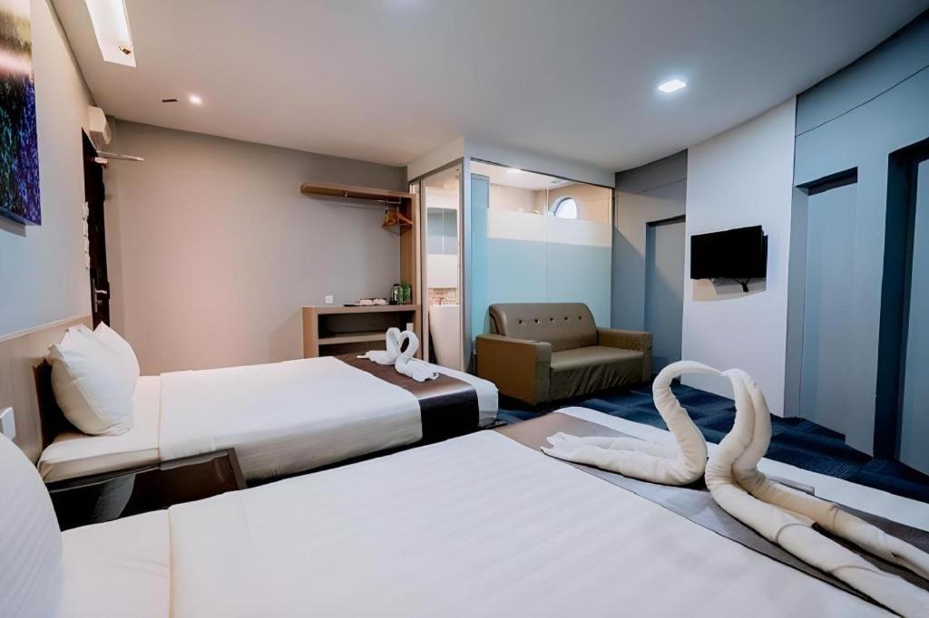 Suite Room